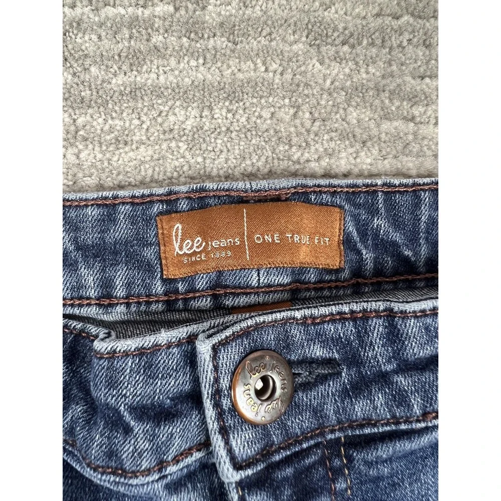 Lee One True Fit preowned good
